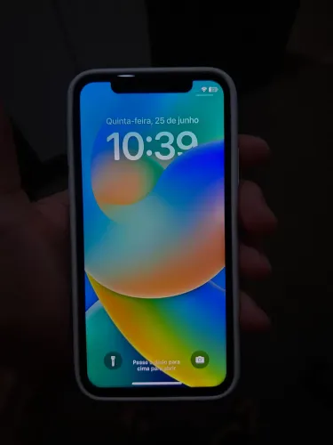 Iphone X, face id on, câmeras excelentes e processador que surpreende pela idade