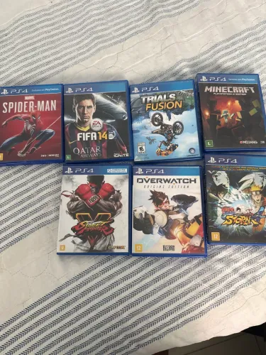 Jogos de ps4 (todos por 400)