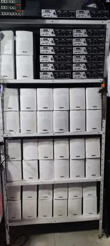 Lote com 12 amplificador e 60 caixa de som Frahw ps 200 para ambiente comercial.