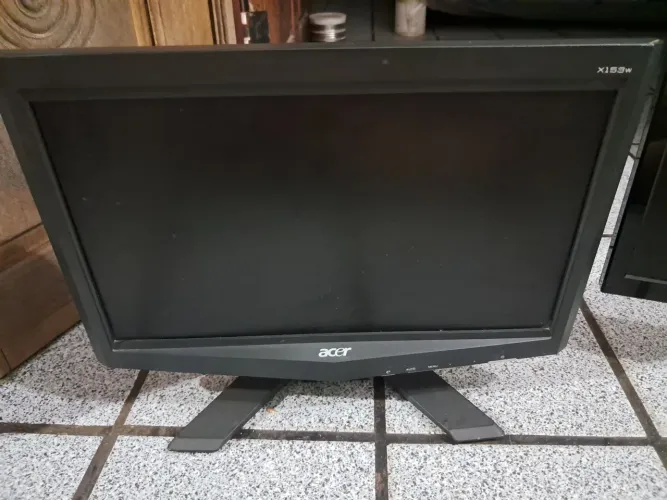 Monitor acer 15"