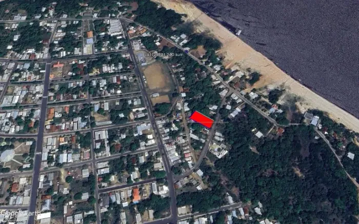 Vendo terreno com vista pro rio Negro