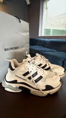 Tênis Balenciaga X Adidas Triple S ORIGINAL 