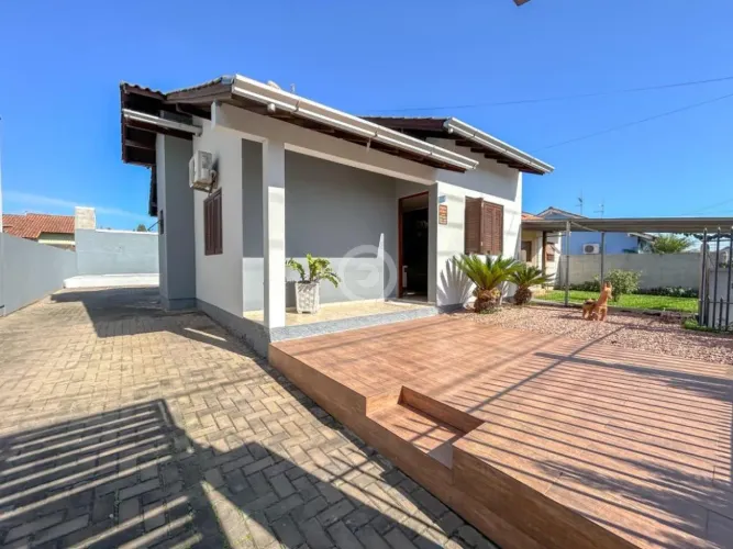 Casa à venda em Estância Velha, Lago Azul, com 2 quartos, com 63 m²