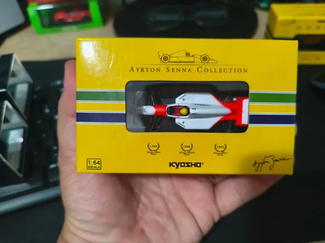 Ayrton Senna McLaren 1992 Kyosho 1/64