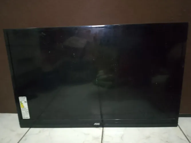 Tv 32 polegadas NÃO É SMART 