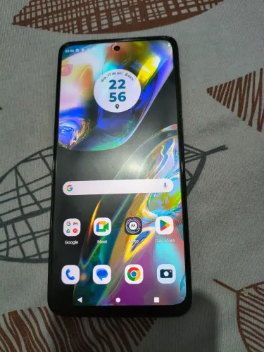 Celular 5G moto G82 com 128GB