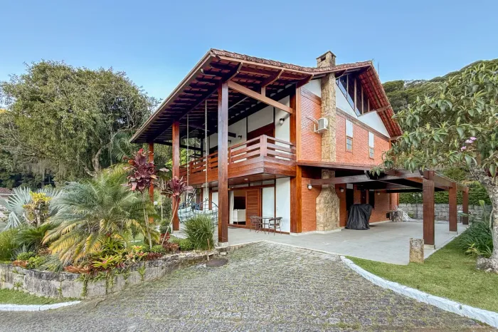 Casa com 5 quartos à venda na Granja Comary, Teresópolis