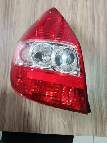 Lanterna Honda fit 2004/2005