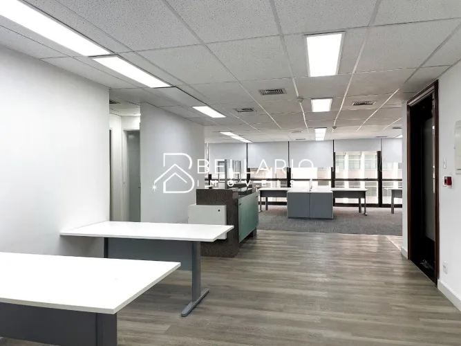 Sala Mobiliada para Locação no Centro 229 m² na Av. Rio Branco, Rio de Janeiro