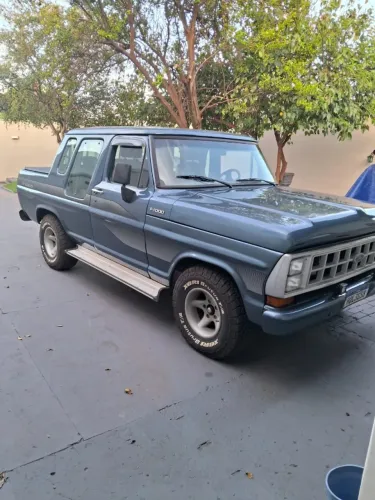 Ford F-1000 Cd/blazer 3.9 Dies. 1985