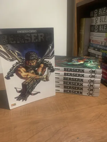 Mangá Berserk - Volumes 1,3,4,5,6,8 e 9 - Boas condições 