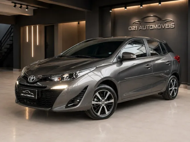 Toyota Yaris XLS Connect 1.5 Flex 16V 5P AUT 2022