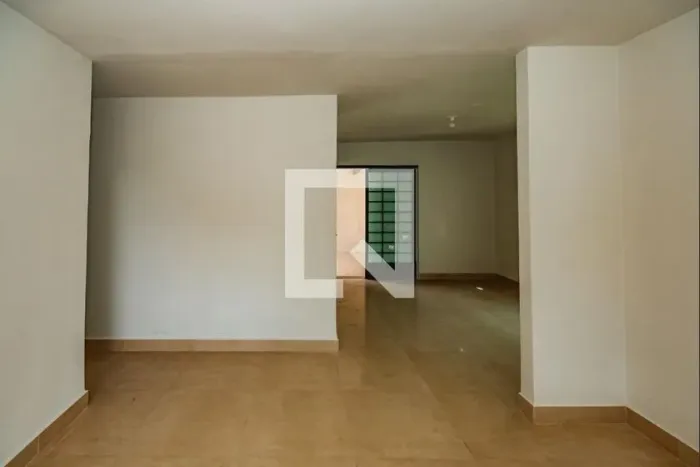 Casa à Venda - Serrano, 3 Quartos, 360 m2
