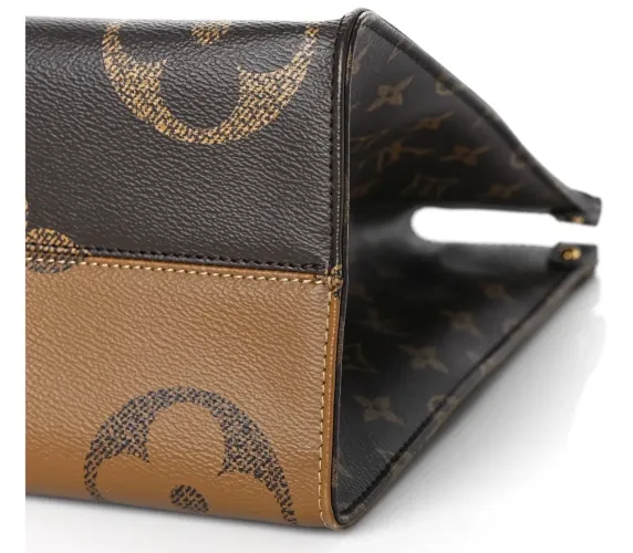 Bolsa Louis Vuitton Monograma Giant Reverse Onthego