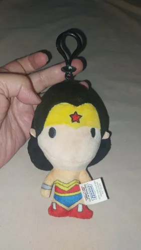 Chaveiro pelucia Wonderwoman Liga da Justica