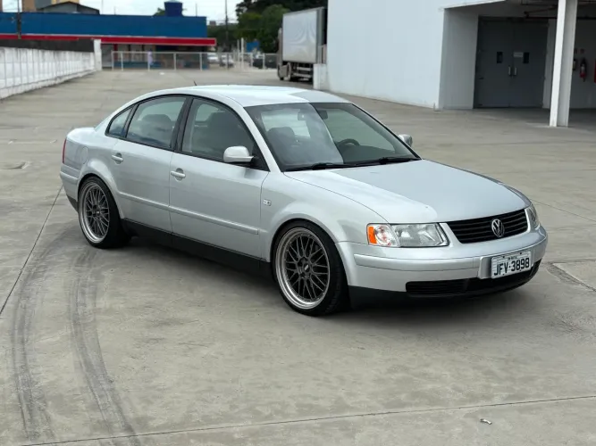 Volkswagen Passat Turbo 1.8 Tiptronic 1999