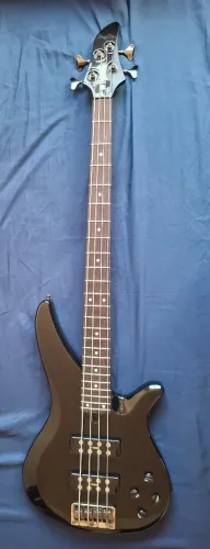 Baixo Yamaha RBX374 4 cordas ativo