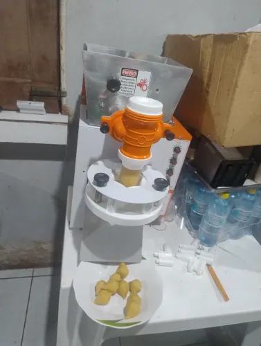Modeladora de salgados 