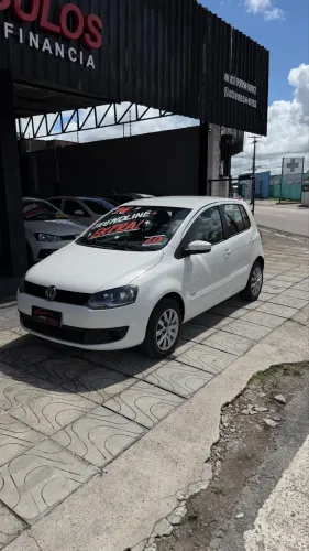 Volkswagen Fox 1.0 MI Total Flex 8V 5P 2014