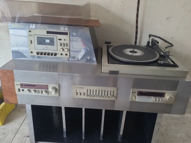 Som Vintage Aiko System 3000 + Vitrola CSR + Equalizador Tarkus + Móvel