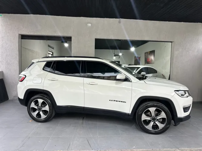 Jeep Compass Longitude 2.0 4X2 Flex 16V Aut. 2017