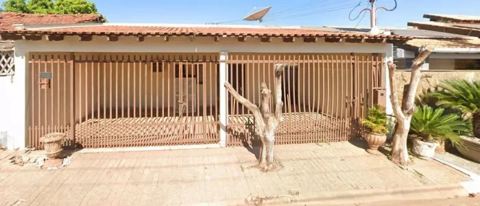 VENDO CASA EXCELENTE NO PARQUE CUIABÁ