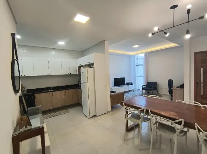 Casa Moderna em Condomínio - Suíte, Planejados, Segurança 24h, Jd. São Lucas, 2 Dormitório