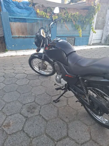 Honda titan 125