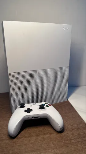 XBOX ONE S ALL DIGITAL 1TB - CONSERVADO