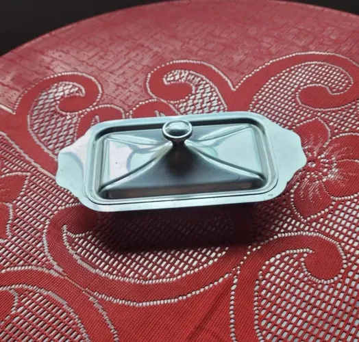 Manteigueira de Inox com Tampa  Super conservada 