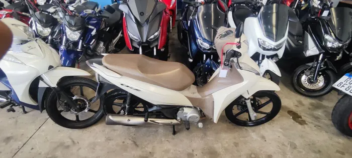 HONDA BIZ 125 BRANCA 2019 Shalon veículos Cariacica