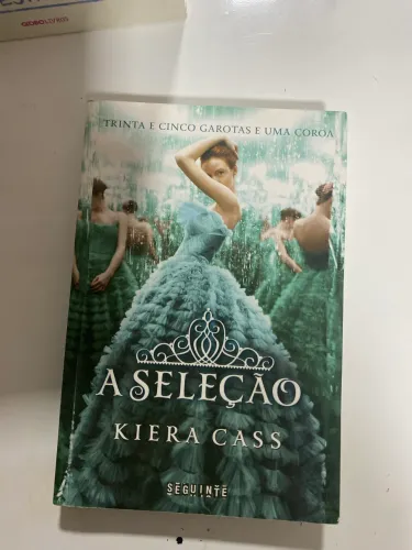 Livro A Seleção - Kiera Cass | Ótimo estado