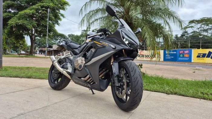 Honda CBR 650R