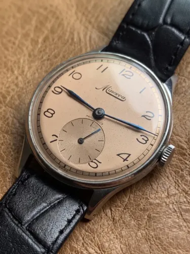 Relógio Minerva Pythagore 1940 corda manual dial salmon raro 
