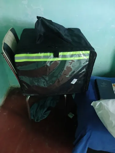 Bag nova usada apenas 1 dia