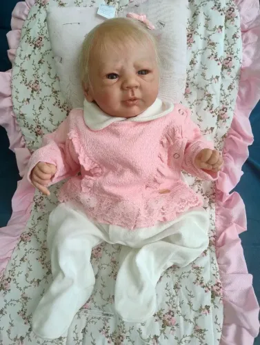 Bebê Reborn menina
