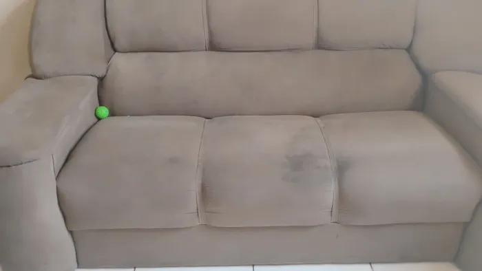 Vendo sofá 3 lugares bom estado