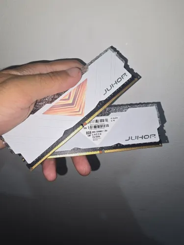 Kit Memória RAM JUHOR 16GB (2x8GB) DDR4 3200MHz RGB Branca XMP