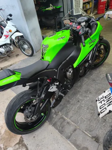 Kawasaki Ninja ZX-10R 