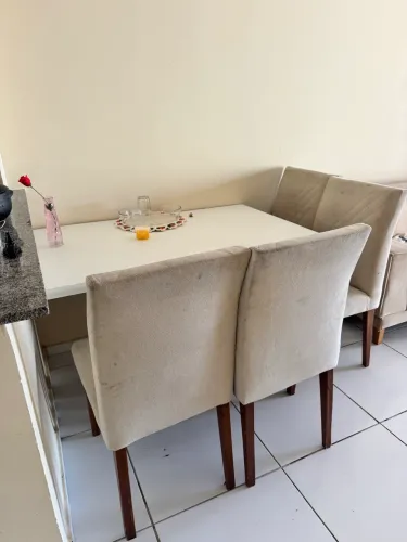 Mesa Quatro C/ Cadeiras