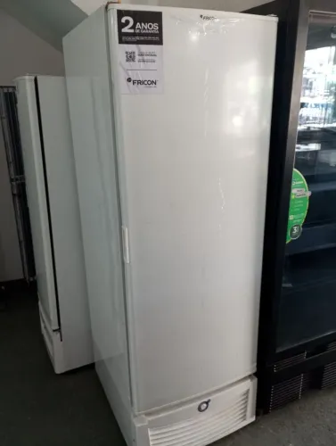 NZ. Freezer vertical porta sólida 569 litros FRICON