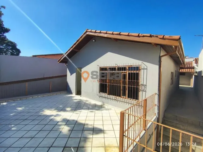 Casa com 3 dormitórios para alugar, 102 m² por R$ 3.364/mês - Bosque dos Eucaliptos - São 