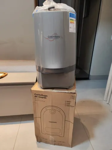 Centrífuga (Nova) e Máquina de lavar roupas (Usada).