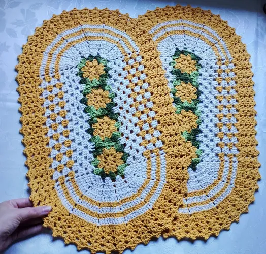 Par de Tapete de crochê 2 peças barbante amarelo ouro parzinho para sala cozinha quarto