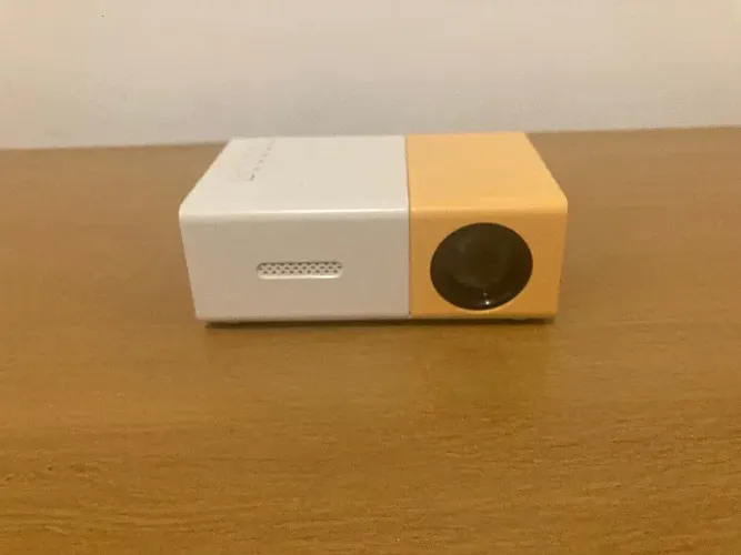 Mini projetor
