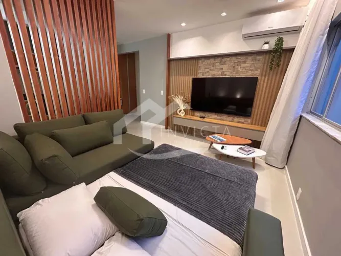 Apartamento : Padrão / Residencial / Copacabana