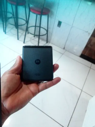 Troco Motorola razr 40 ultra