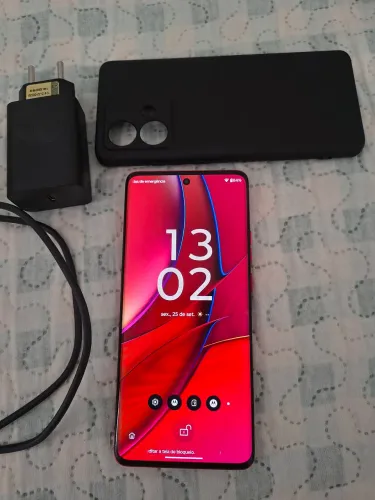 Troco Motorola Edge 40 5g top