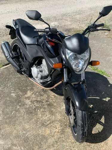 CB 300R  2011