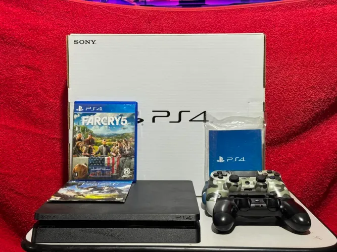 PS4 EM OTIMO ESTADO E VAI COM JOGOS